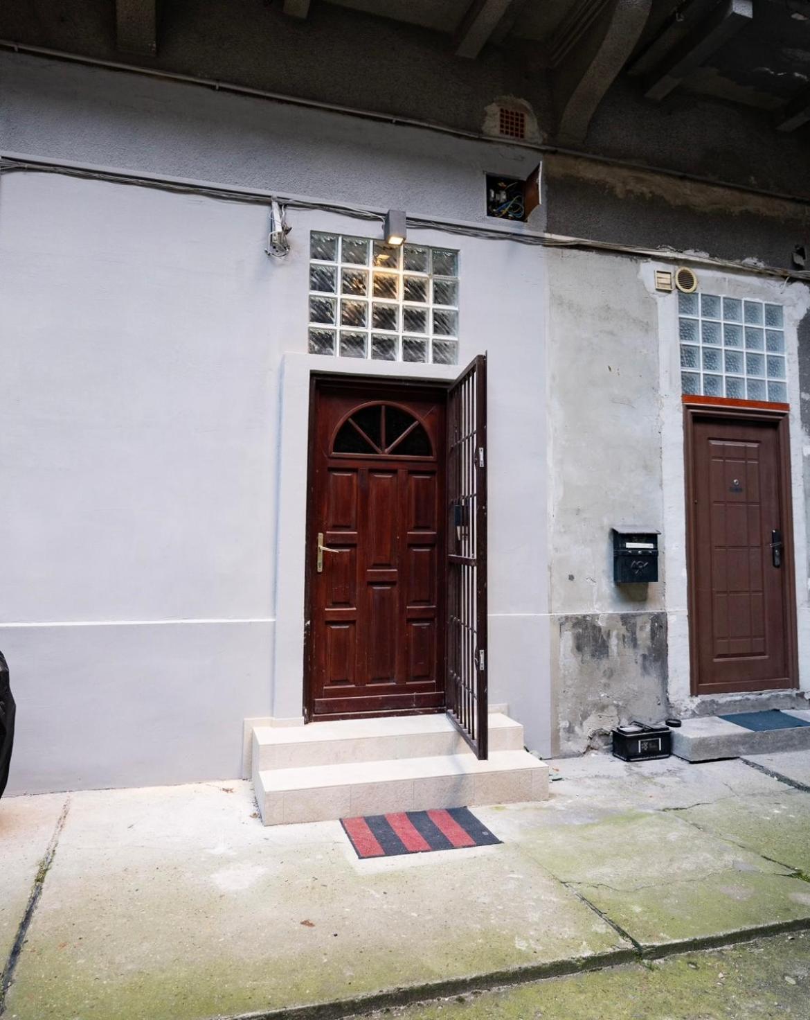 Downtown Double Room Deluxe With Joint Kitchen Budapest Exterior photo